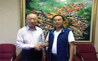 印尼著名僑領(lǐng)、印尼泛印集團(tuán)董事長、印尼總統(tǒng)大學(xué)創(chuàng)辦人-李文光