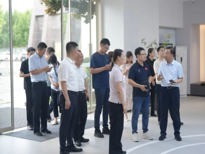 綠色建材產(chǎn)業(yè)鏈融鏈固鏈再發(fā)力！哈工大王代玉教授一行蒞臨天意機(jī)械、卓越精工考察調(diào)研